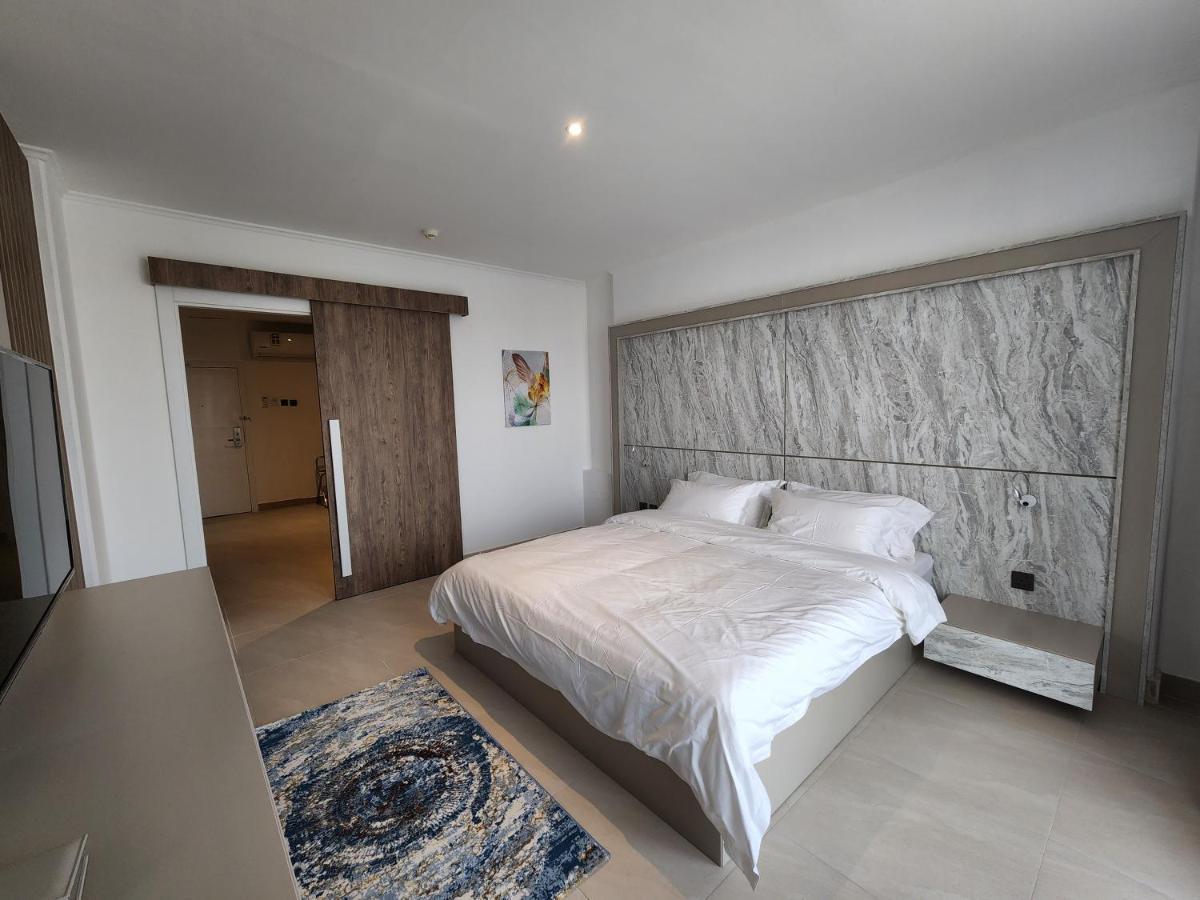 Imperial Suites Hotel Манама Экстерьер фото