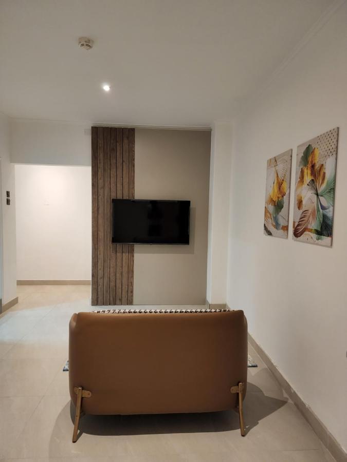 Imperial Suites Hotel Манама Экстерьер фото