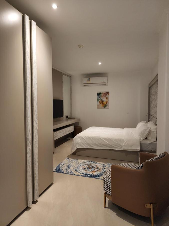 Imperial Suites Hotel Манама Экстерьер фото