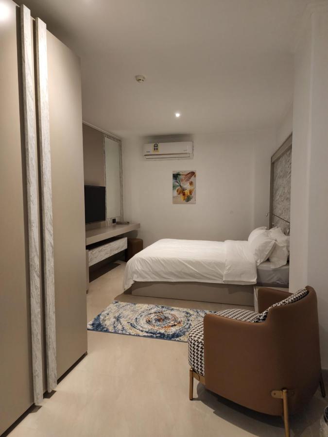 Imperial Suites Hotel Манама Экстерьер фото